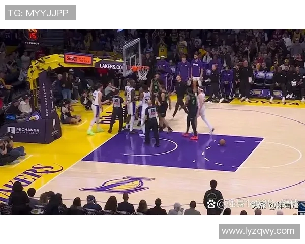 2010年湖人与雷霆的激烈对决回顾与精彩瞬间分析 2010年湖人与雷霆的激烈对决回顾与精彩瞬间分析